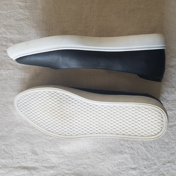 Ronsports black flats - new - Picture 2 of 2